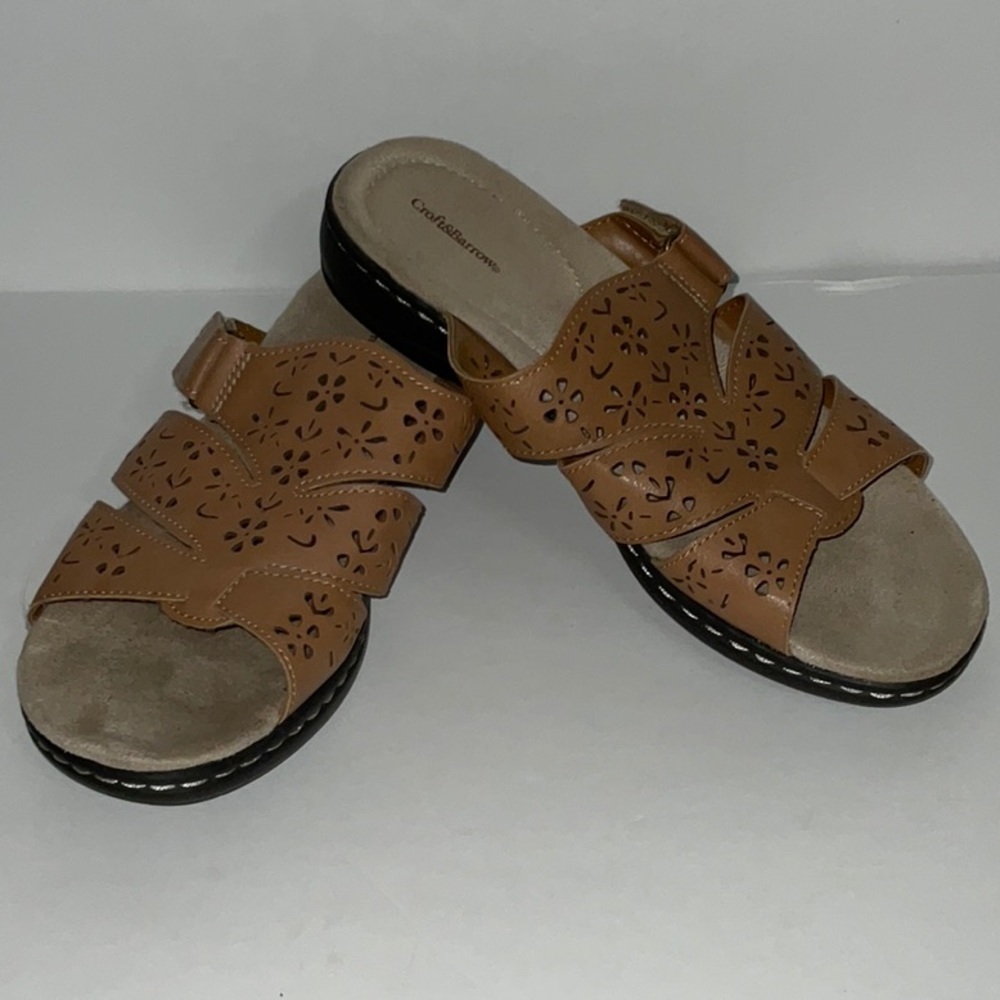 💲Croft & Barrow Sandals, Size 9